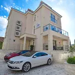Apartment L Palace
