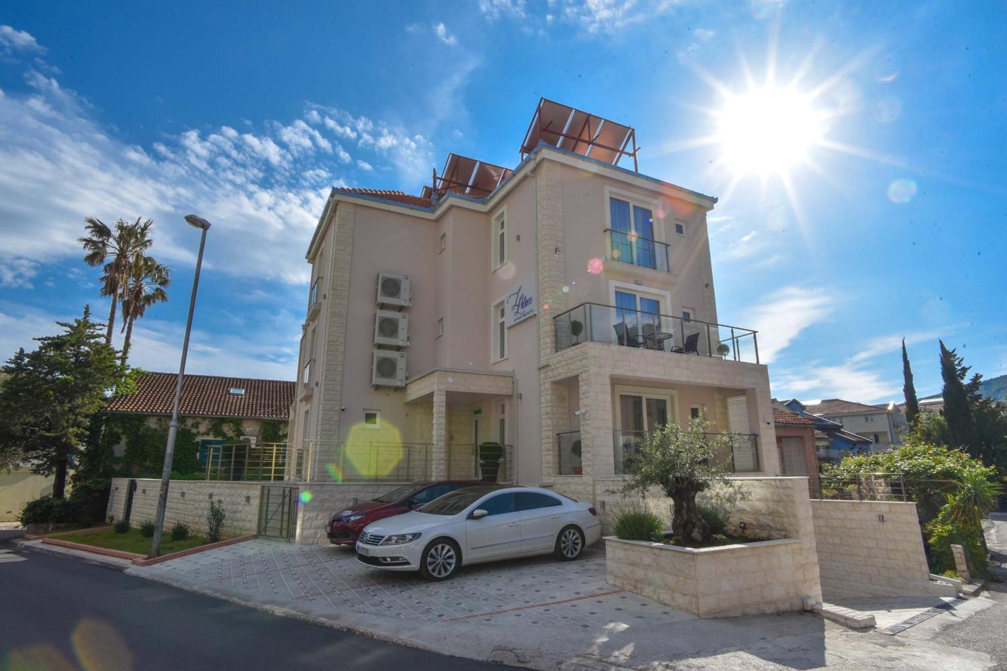 L Palace Apartment Budva