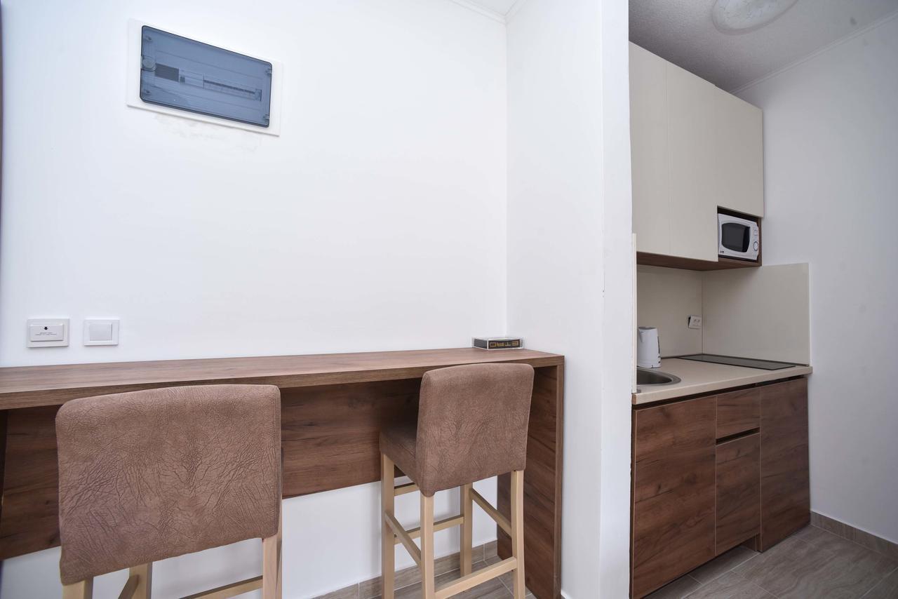L Palace Apartment Budva