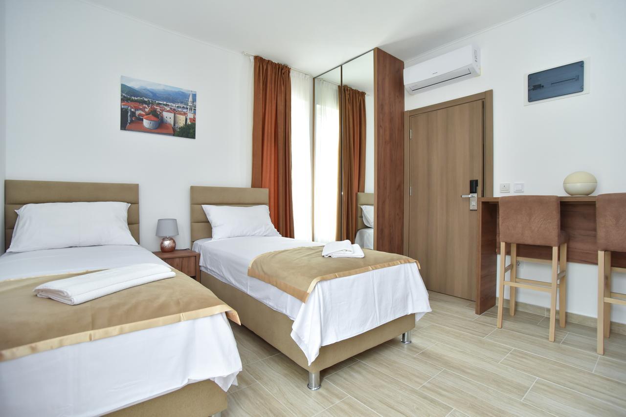 L Palace Budva