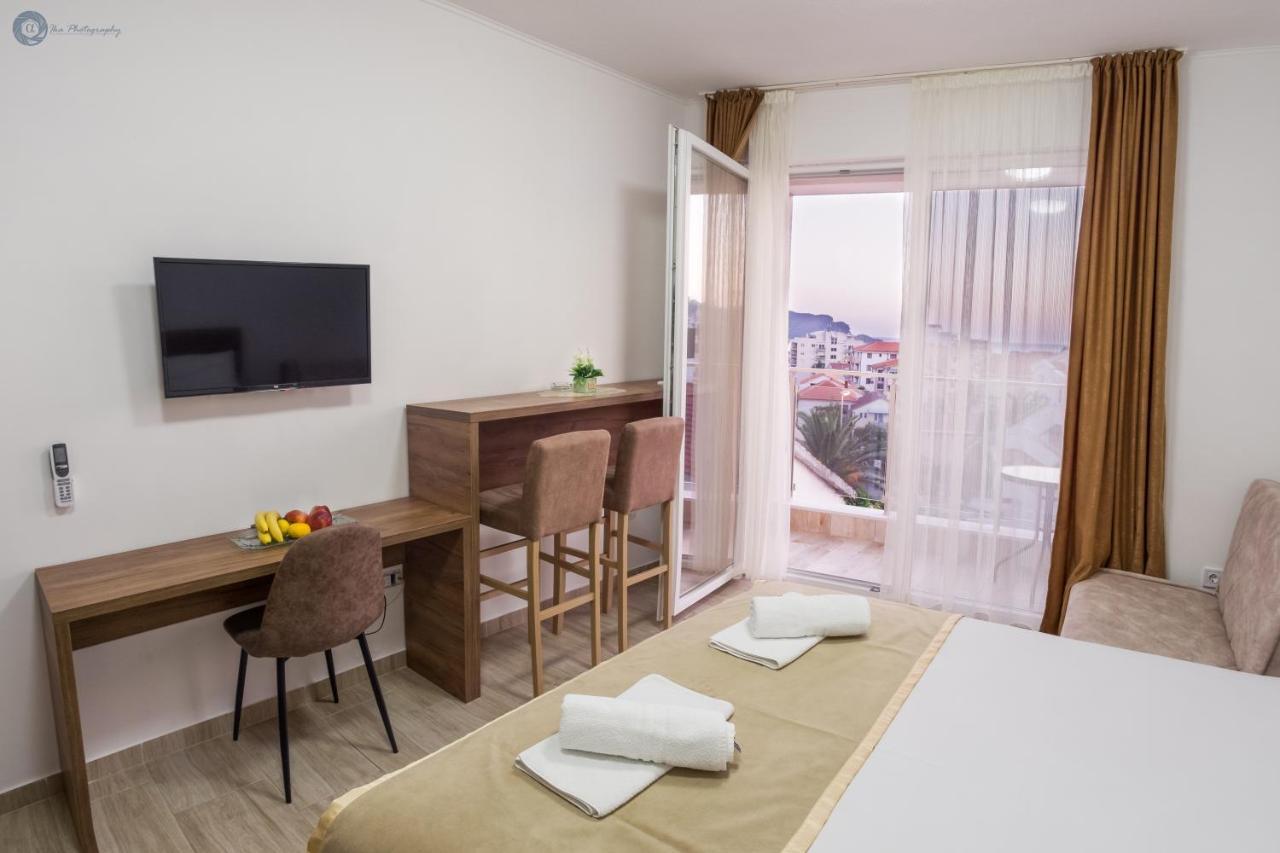 L Palace * Budva